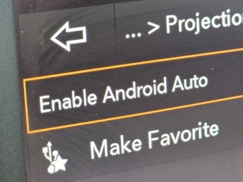 Used 2023 Jeep Renegade Limited w/ Sun/Sound Group image 11