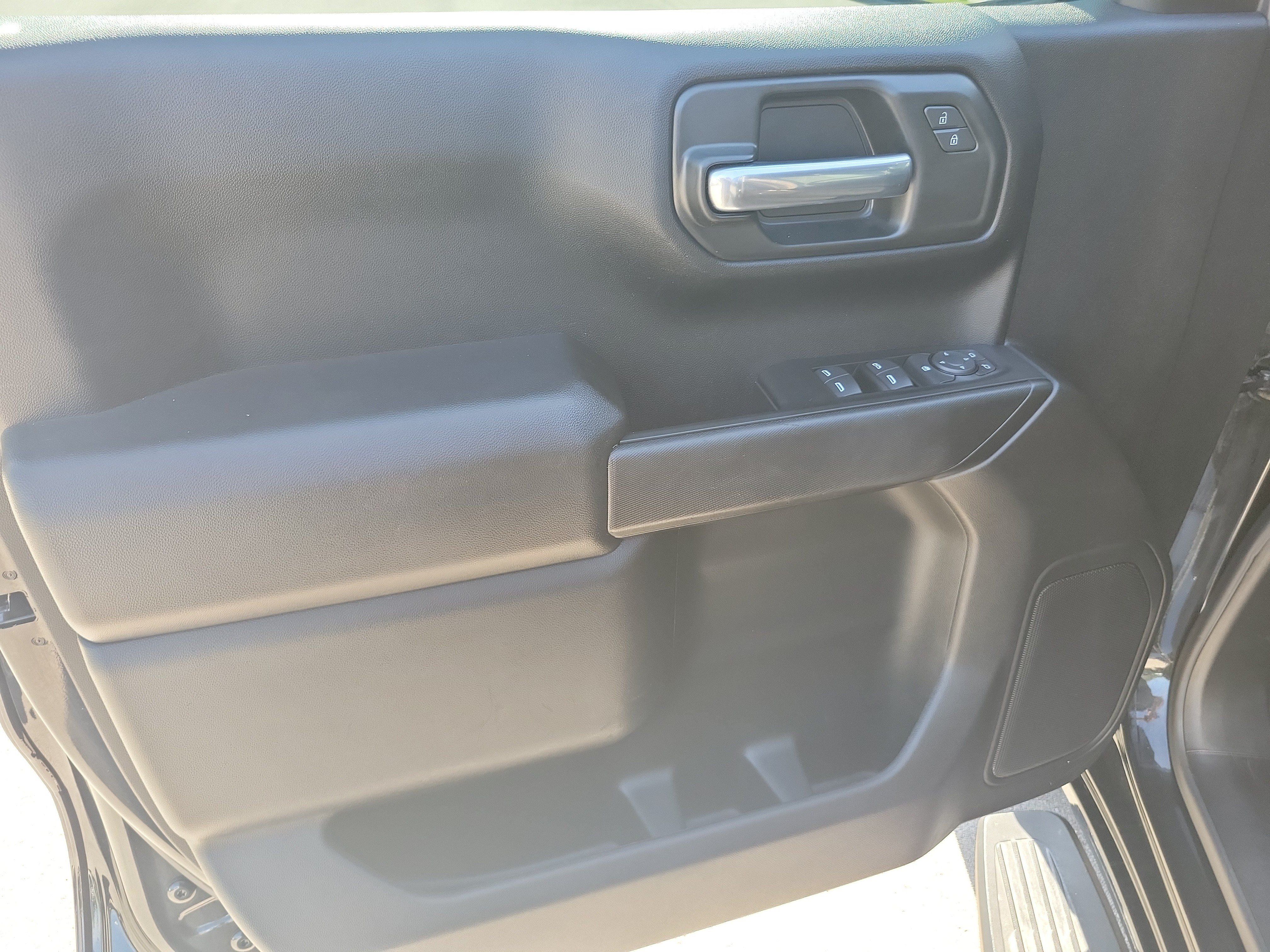 Used 2025 Chevrolet Silverado 1500 Custom RWD image 19