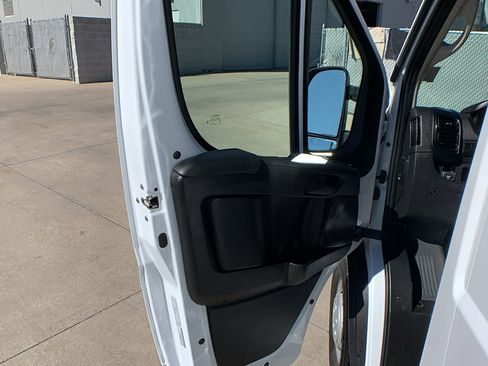 Used 2023 RAM ProMaster 2500 image 11