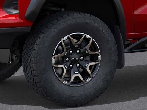 New 2026 Chevrolet Colorado ZR2 w/ Technology Package AWD/4WD image 9