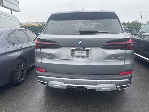 Certified 2024 BMW X5 xDrive40i w/ Premium Package AWD/4WD image 9