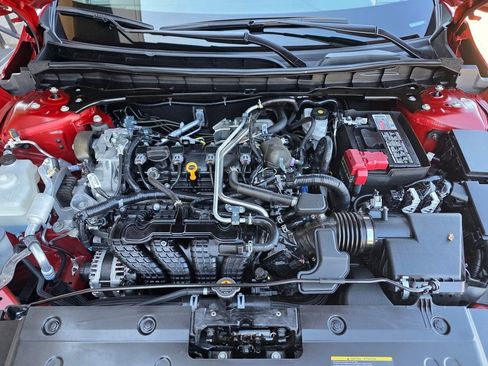 Used 2024 Nissan Altima 2.5 SV image 23