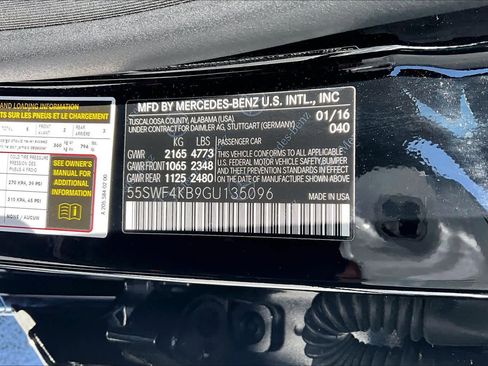 Used 2016 Mercedes-Benz C 300 4MATIC Sedan w/ Premium 1 Package image 31