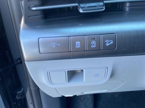 New 2026 Hyundai Kona SE FWD image 16