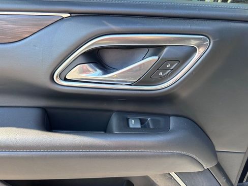 Used 2023 Chevrolet Tahoe Z71 w/ Z71 Off-Road Package image 39