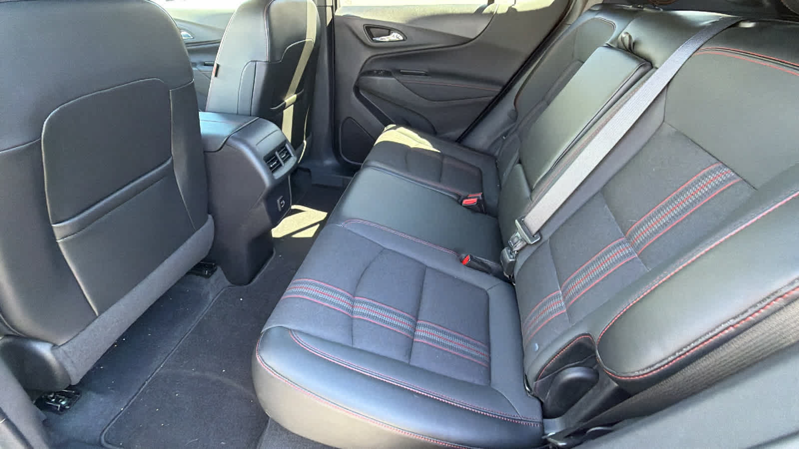 Certified 2024 Chevrolet Equinox RS AWD/4WD image 24