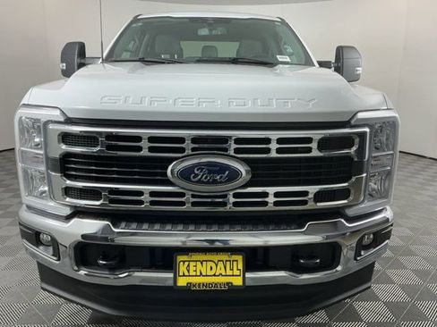 Used 2023 Ford F350 XLT w/ FX4 Off-Road Package AWD/4WD image 2
