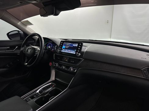 Certified 2022 Honda Accord Touring image 33