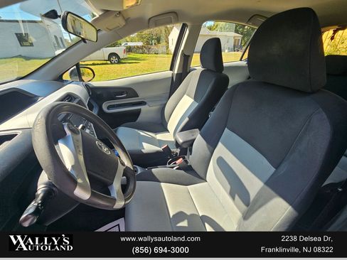 Used 2012 Toyota Prius C One image 16