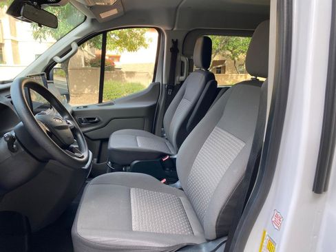 Used 2022 Ford Transit 350 XLT RWD image 29