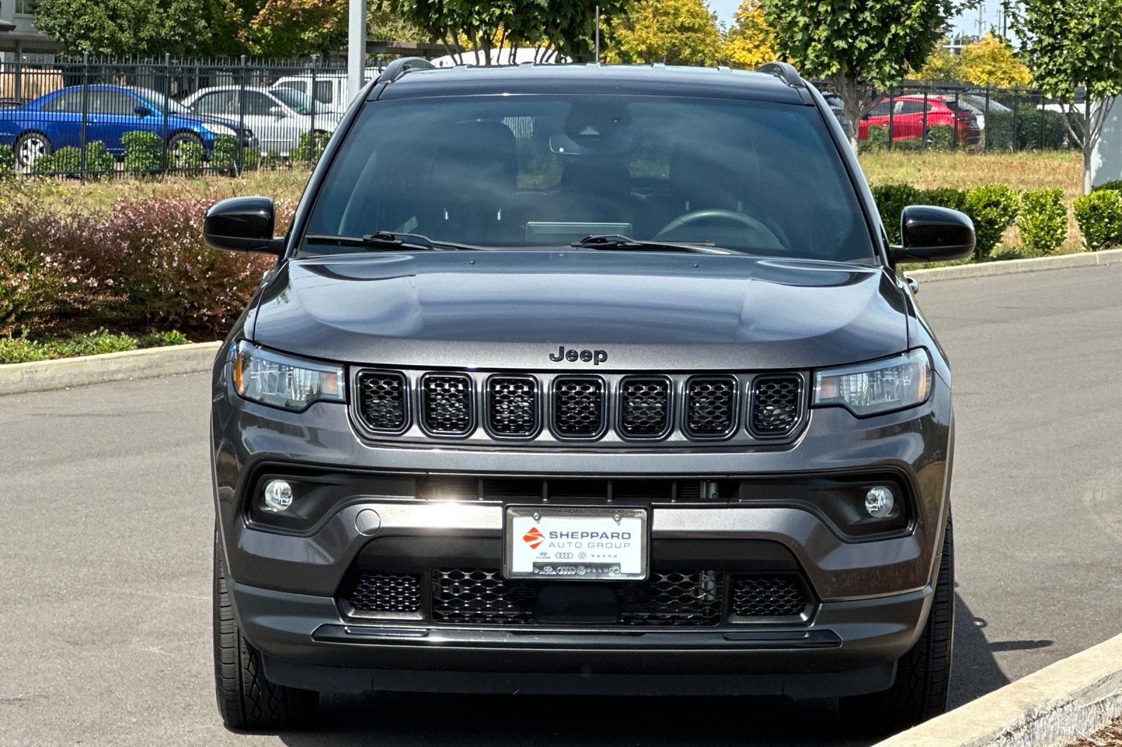 Used 2023 Jeep Compass Latitude w/ Convenience Group AWD/4WD image 8