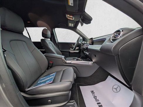 Certified 2026 Mercedes-Benz GLB 250 4MATIC image 21