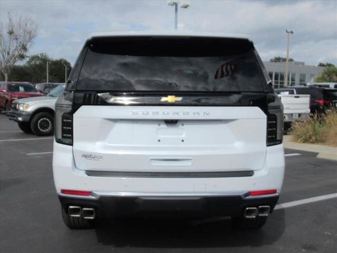 New 2026 Chevrolet Suburban High Country image 5