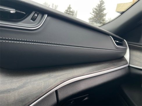 New 2025 Jeep Grand Cherokee L Limited image 19