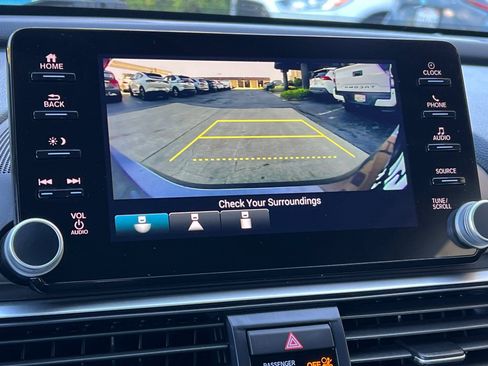 Used 2022 Honda Accord Hybrid image 18