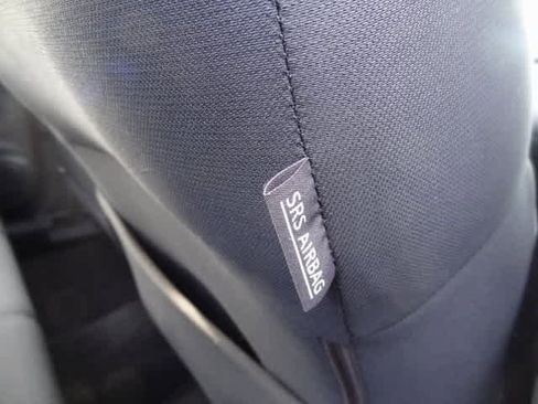 Used 2019 Nissan Rogue Sport S image 23