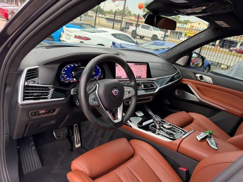Used 2021 BMW ALPINA XB7 AWD/4WD image 23