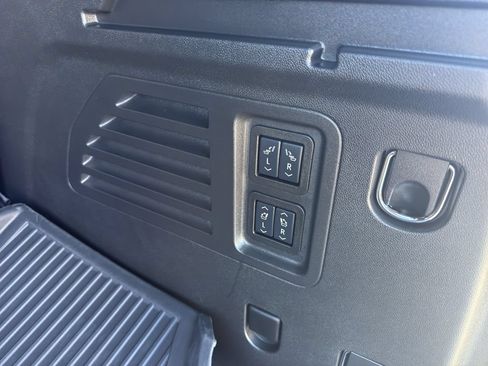 Certified 2026 Chevrolet Traverse High Country w/ LPO, Floor Liner Package AWD/4WD image 39