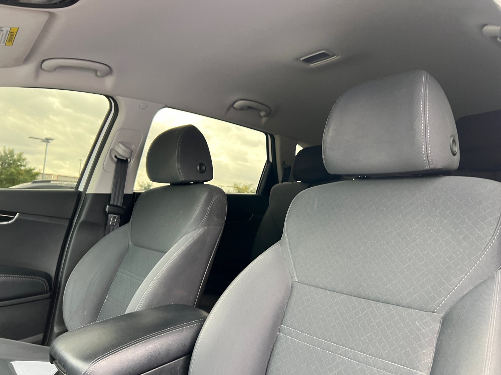 Used 2019 Kia Sorento AWD V6 image 14