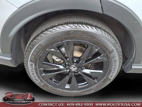 Used 2024 Honda CR-V Sport Touring image 17