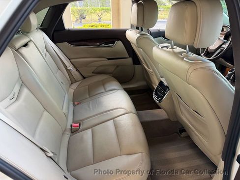 Used 2014 Cadillac XTS Premium image 40