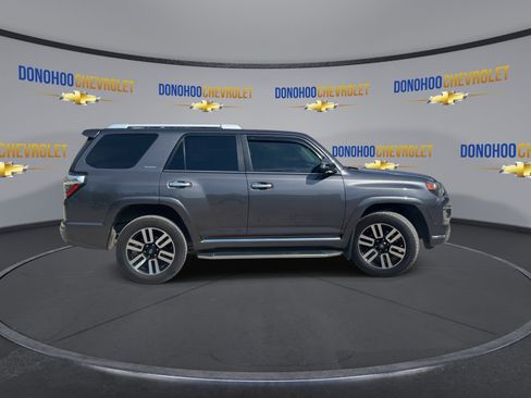 Used 2022 Toyota 4Runner Limited AWD/4WD image 12