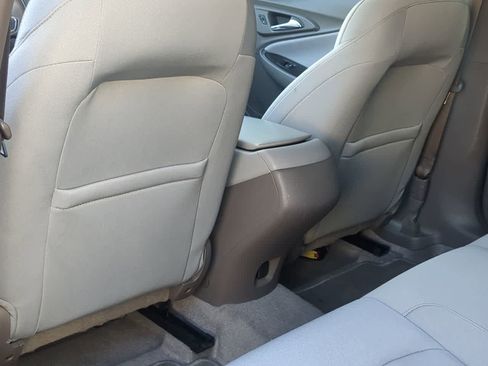 Used 2018 Chevrolet Malibu LS image 17