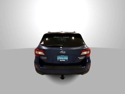 Used 2017 Subaru Outback 2.5i Touring w/ Popular Package #5A AWD/4WD image 7