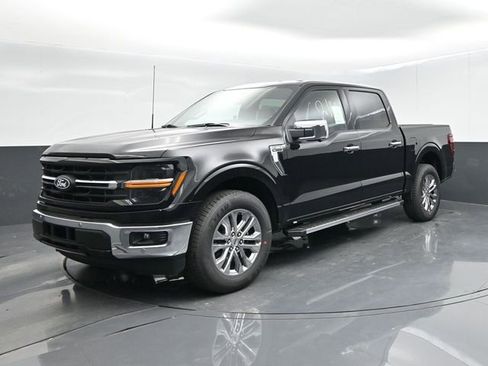 New 2025 Ford F150 XLT w/ Equipment Group 302A MID RWD image 4
