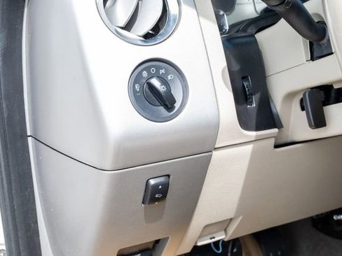 Used 2011 Ford Expedition EL Limited image 16