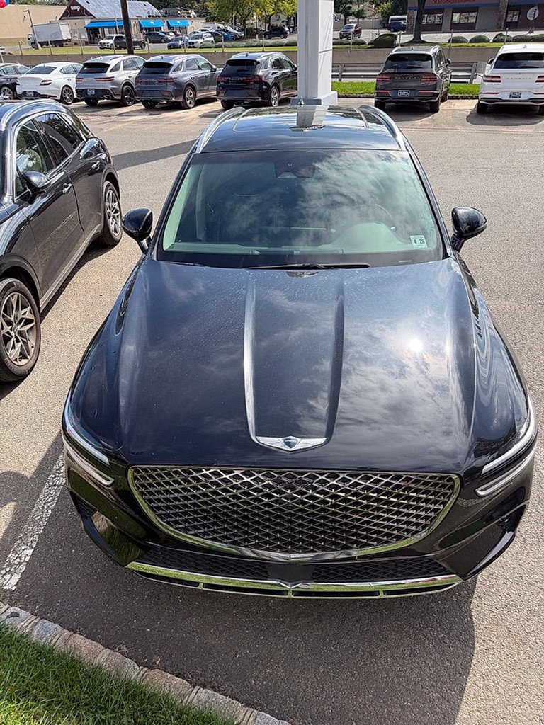 Used 2023 Genesis GV70 2.5T w/ Advanced Package AWD/4WD image 2