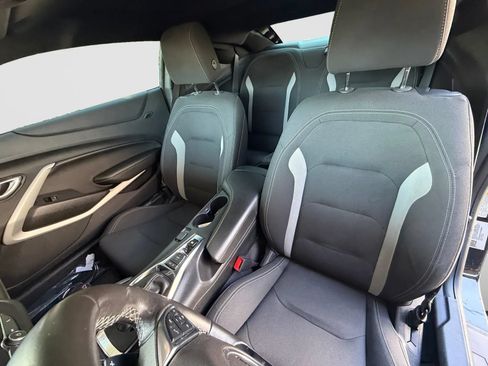 Used 2020 Chevrolet Camaro LS RWD image 13