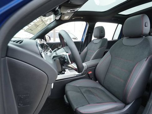 Certified 2026 Mercedes-Benz GLB 250 4MATIC image 36