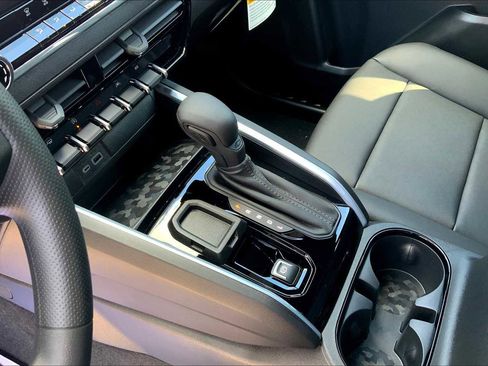 New 2026 Chevrolet Colorado W/T image 7