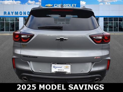 New 2025 Chevrolet TrailBlazer RS w/ Convenience Package image 4