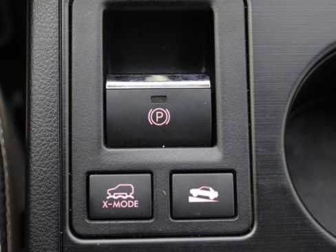 Used 2018 Subaru Outback 2.5i Premium image 14