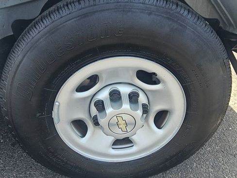 Used 2024 Chevrolet Express 2500 w/ Driver Convenience Package image 24