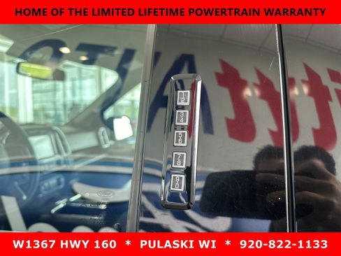 Used 2016 Ford F150 XLT w/ Equipment Group 302A Luxury AWD/4WD image 9