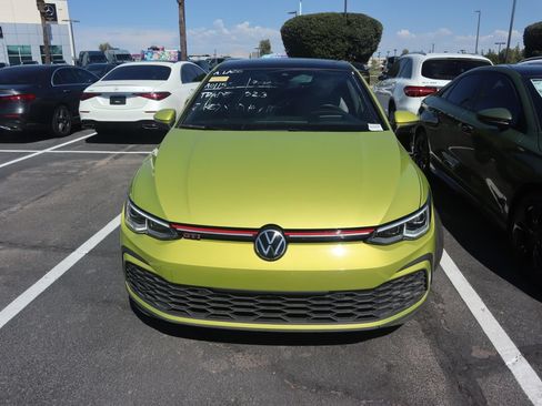 Used 2022 Volkswagen GTI Autobahn FWD image 3