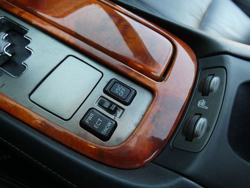 Used 2006 Lexus SC 430 Convertible RWD image 52