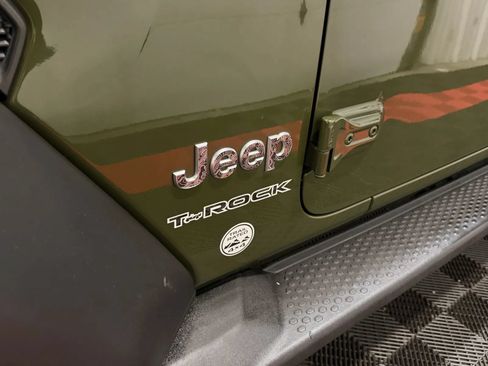 Used 2020 Jeep Wrangler Unlimited Sport S AWD/4WD image 16