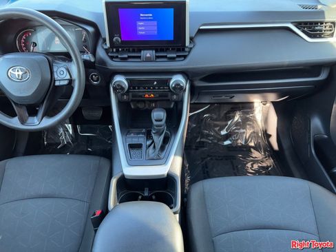Certified 2025 Toyota RAV4 XLE FWD image 17