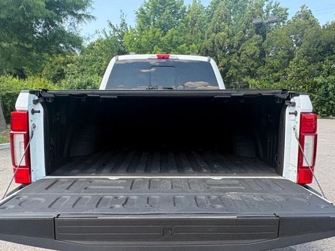 Used 2020 Ford F350 Platinum w/ Tremor Off-Road Package AWD/4WD image 17