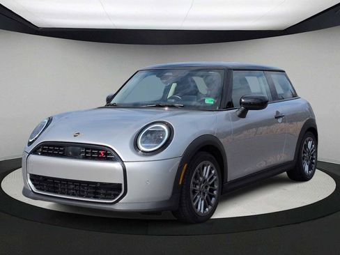 Used 2025 MINI Cooper S image 4