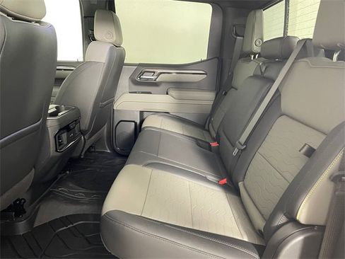 New 2026 Chevrolet Silverado 1500 ZR2 image 4