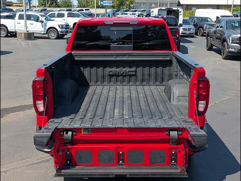 Used 2022 GMC Sierra 1500 Elevation w/ Elevation Premium Package AWD/4WD image 7