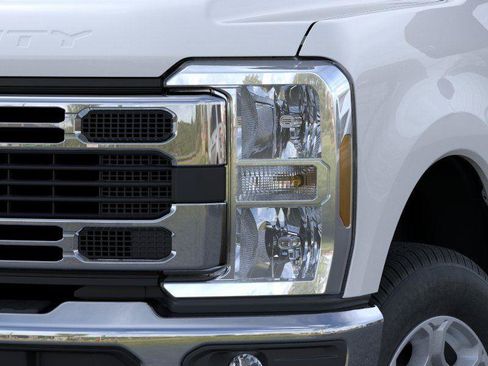 New 2026 Ford F250 XLT w/ Snow Plow Prep Package AWD/4WD image 18