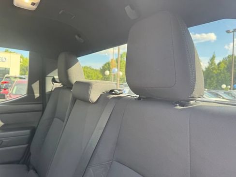Used 2024 Toyota Tacoma SR5 AWD/4WD image 28