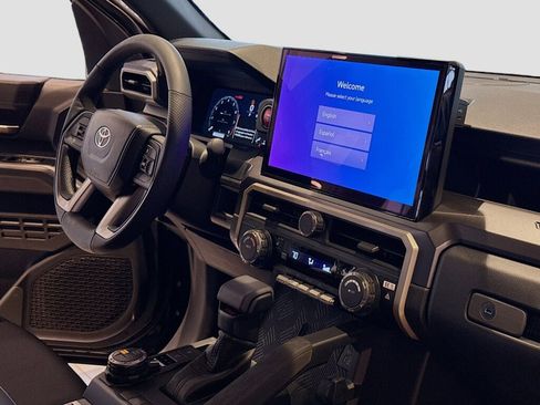 New 2025 Toyota Tacoma TRD Off-Road image 4