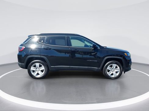 Used 2022 Jeep Compass Latitude w/ Convenience Group image 9